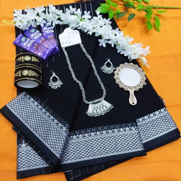 টাঙ্গাইলের হাফসিল্ক শাড়ির কম্বো প্যাকেজ  কালো কালার