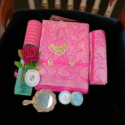 Kanchi katan saree gift package