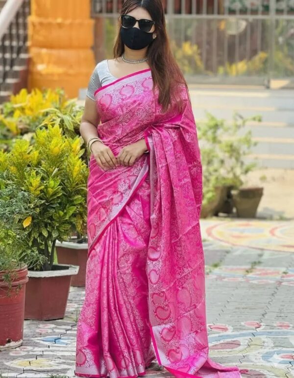 Kanchi katan saree gift package - Image 2